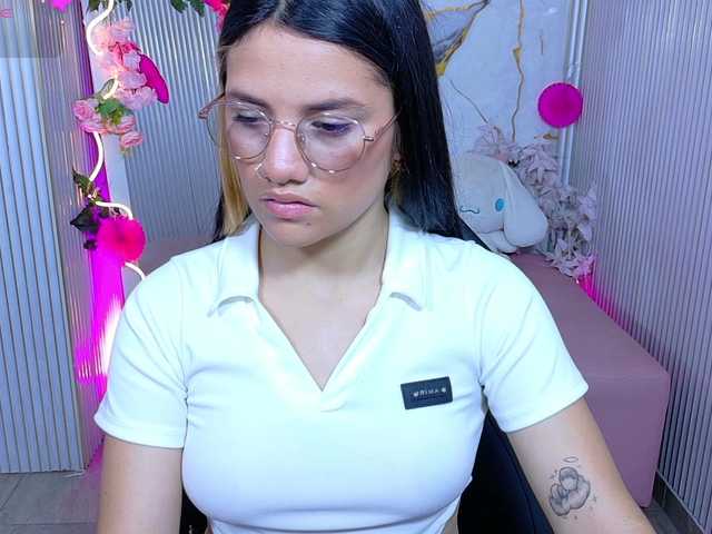 Chiara-tay