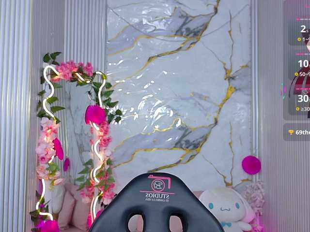 Chiara-tay live cam on BongaCams