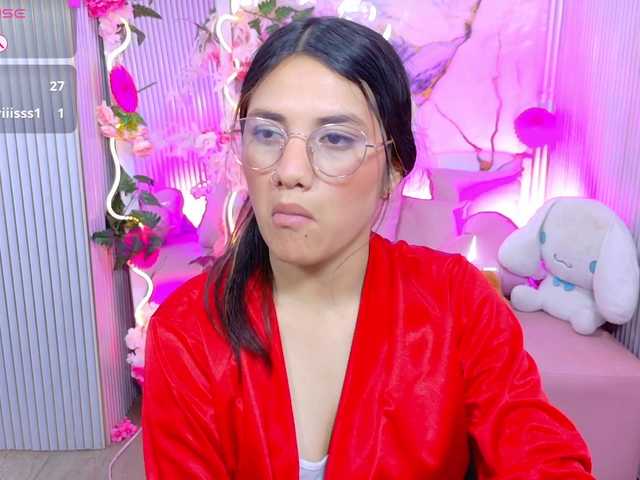 Chiara-tay live webcam show
