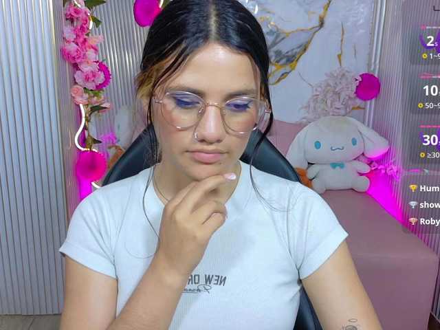 Chiara-tay live cam on BongaCams