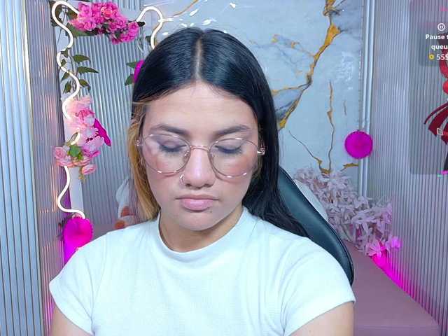 Chiara-tay live cam on BongaCams