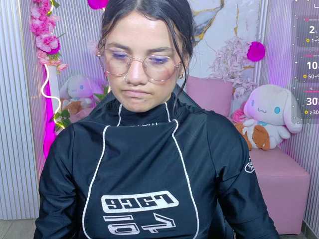 Chiara-tay live cam on BongaCams