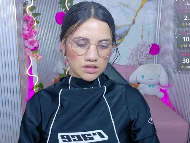 Chiara-tay webcam
