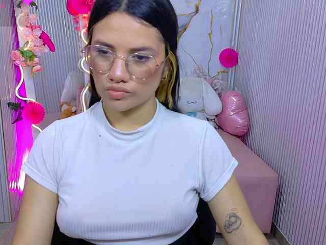 Chiara-tay webcam