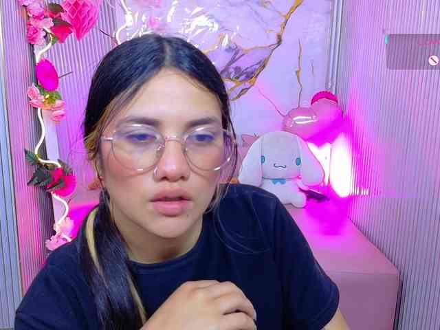 Chiara-tay webcam