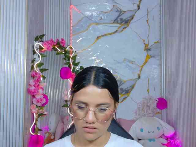 Chiara-tay webcam