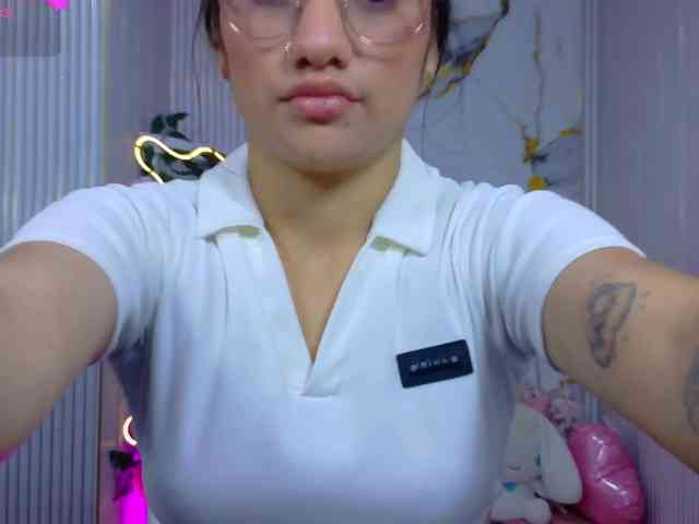 Chiara-tay webcam