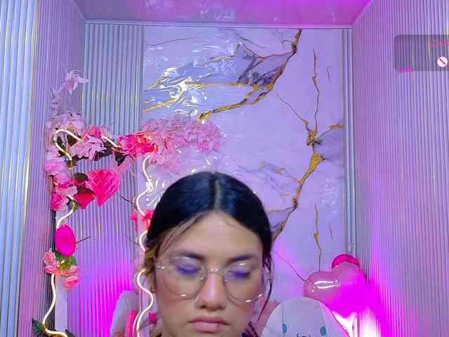 Chiara-tay webcam