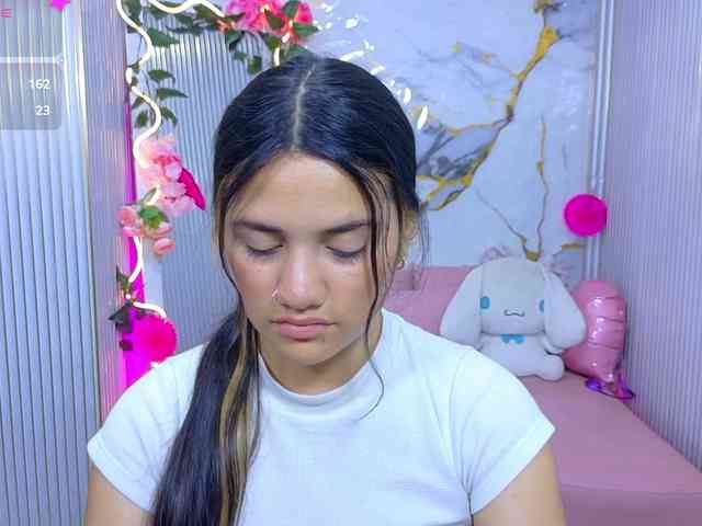 Chiara-tay webcam