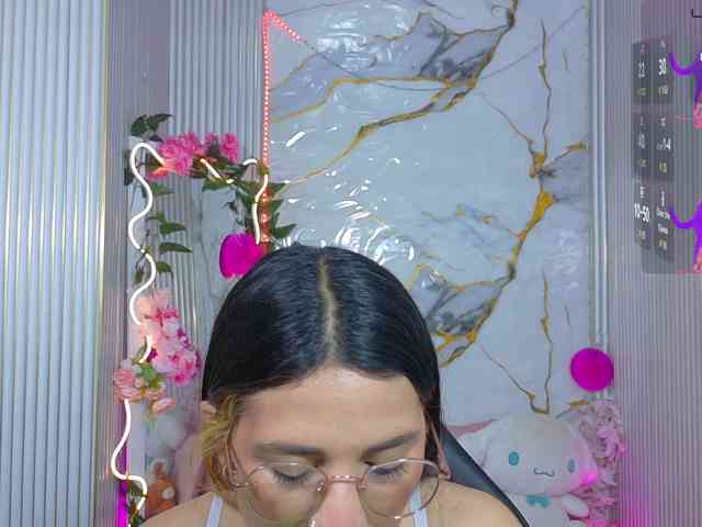 Chiara-tay webcam
