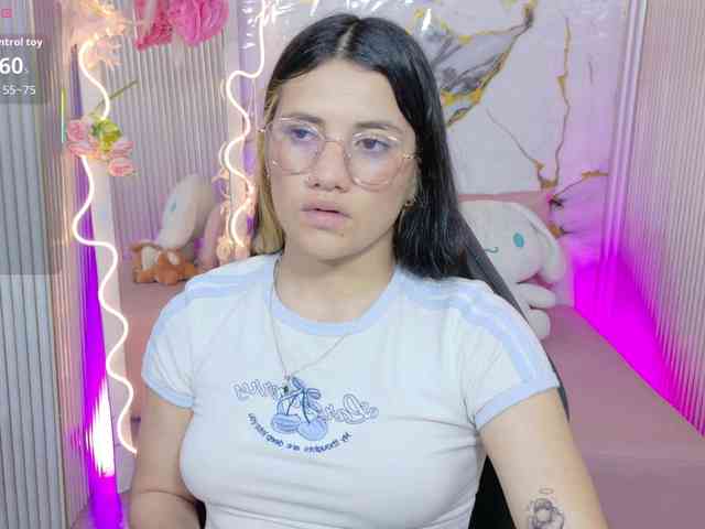 Chiara-tay