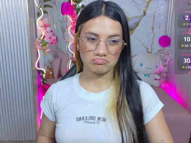 Chiara-tay webcam