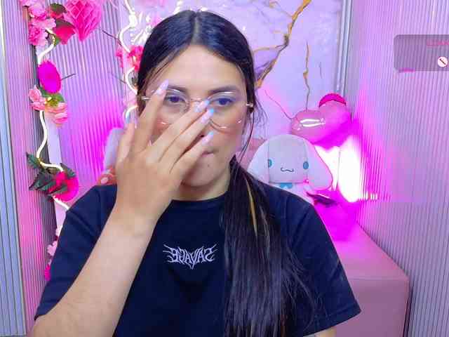 Chiara-tay webcam