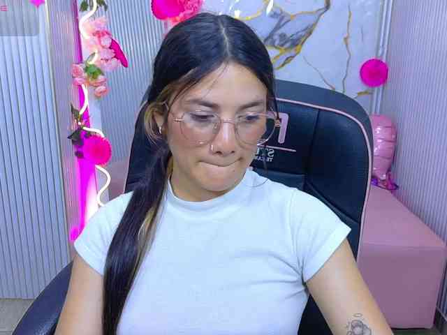 Chiara-tay webcam
