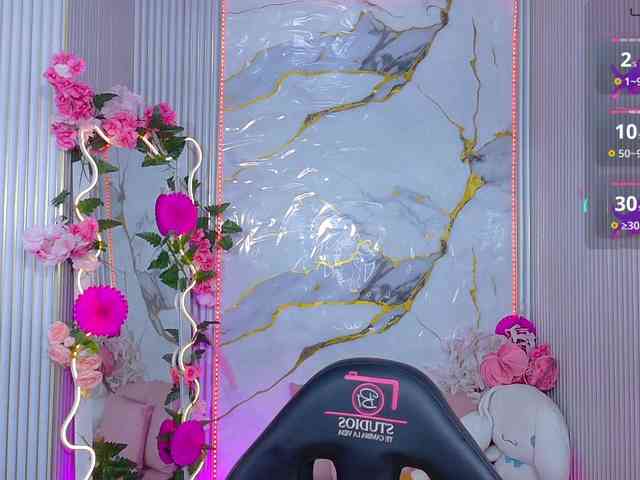 Chiara-tay webcam