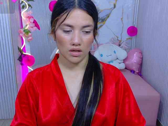 Chiara-tay webcam