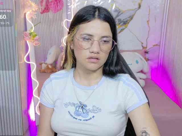 Chiara-tay