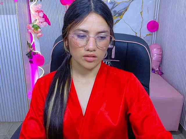 Chiara-tay webcam