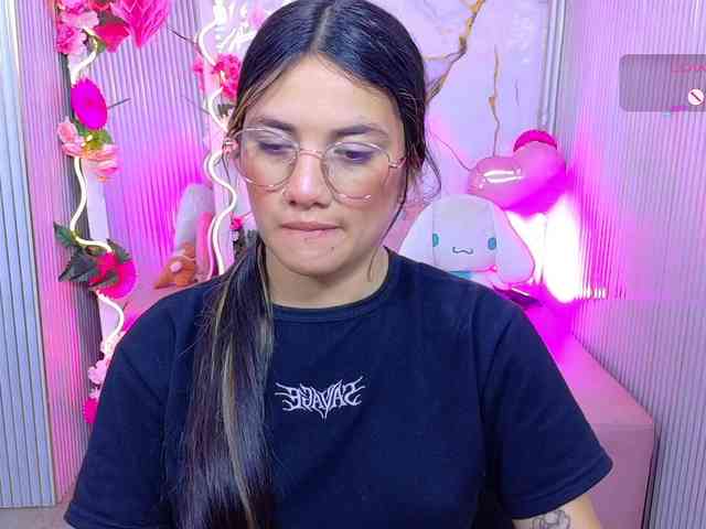 Chiara-tay webcam