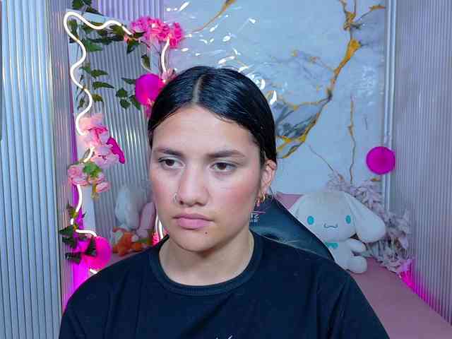 Chiara-tay webcam