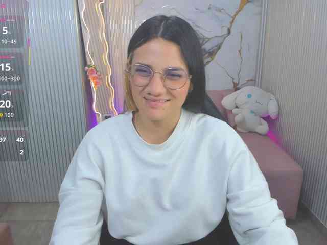 Chiara-tay webcam