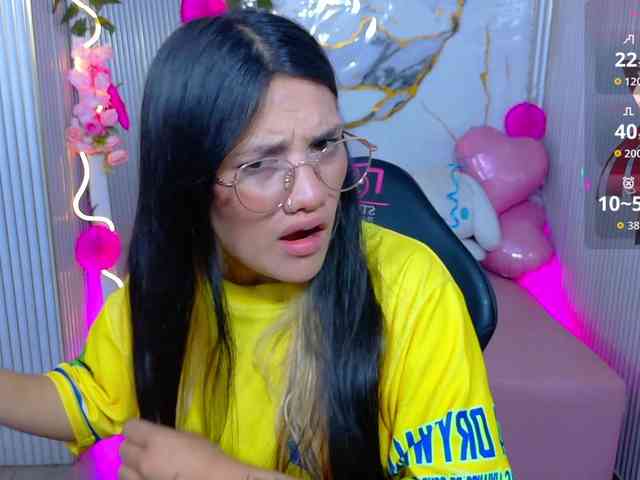 Chiara-tay webcam