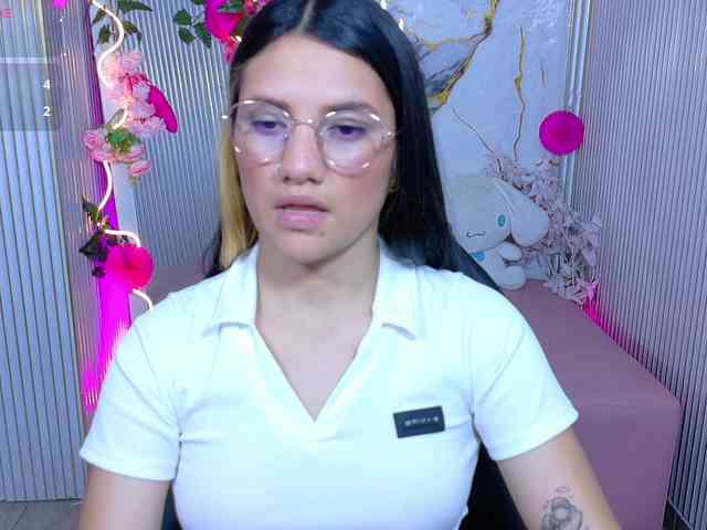 Chiara-tay webcam
