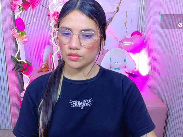 Chiara-tay webcam