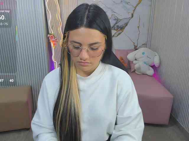 Chiara-tay