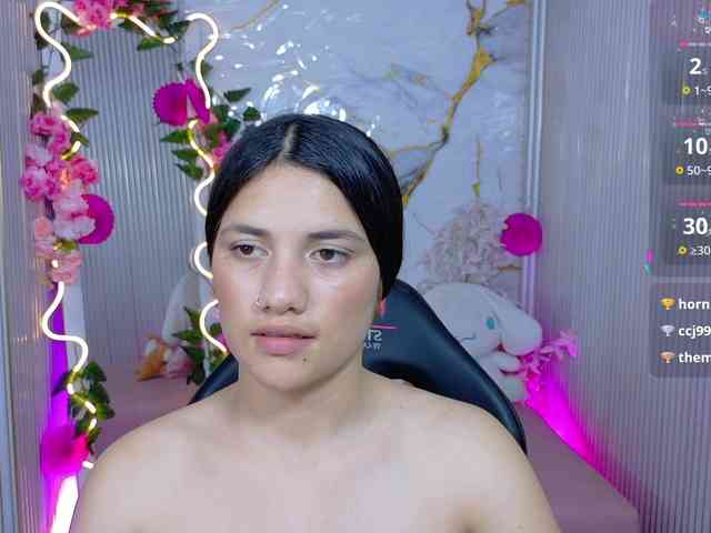 Chiara-tay webcam