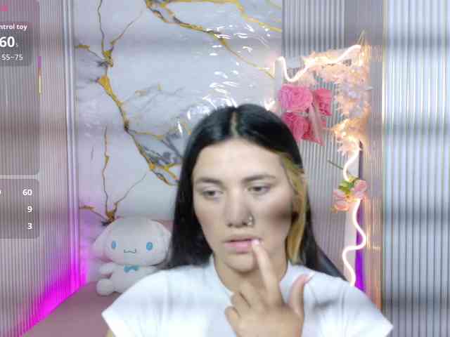 Chiara-tay
