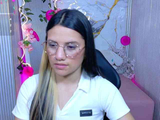 Chiara-tay webcam