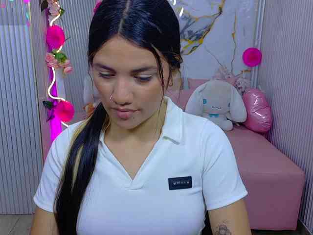 Chiara-tay webcam