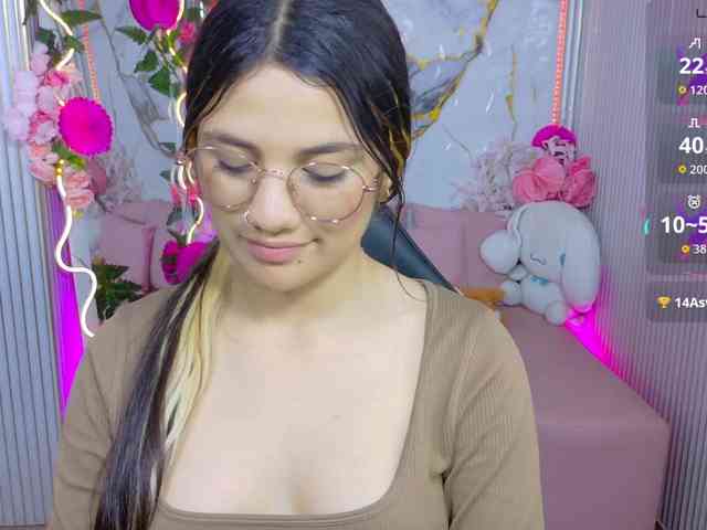 Chiara-tay webcam