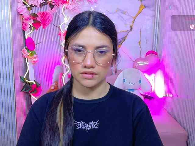Chiara-tay webcam