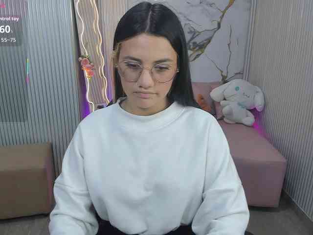 Chiara-tay