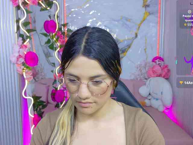 Chiara-tay webcam
