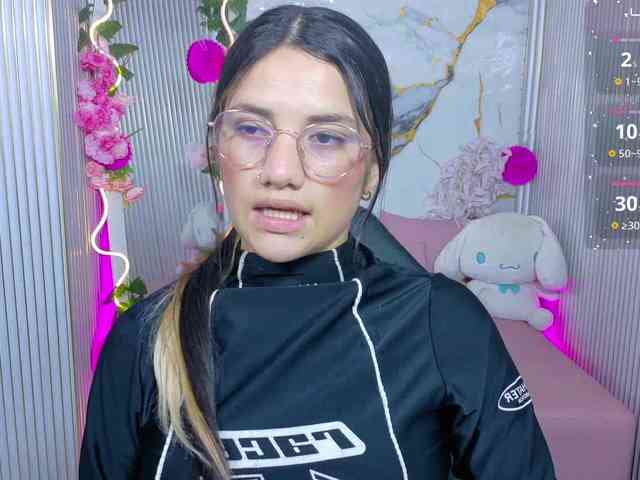 Chiara-tay webcam