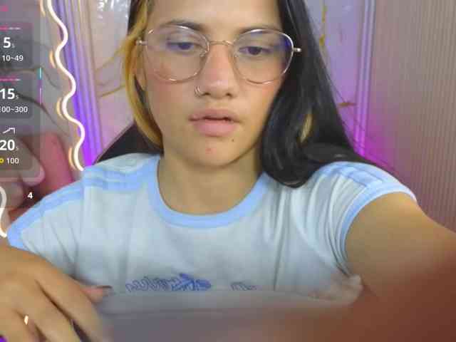 Chiara-tay