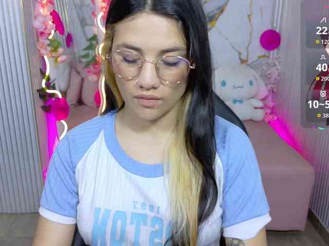 Chiara-tay webcam