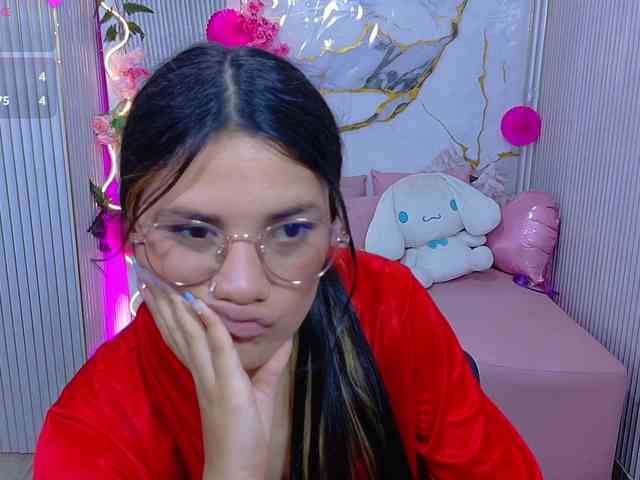 Chiara-tay webcam