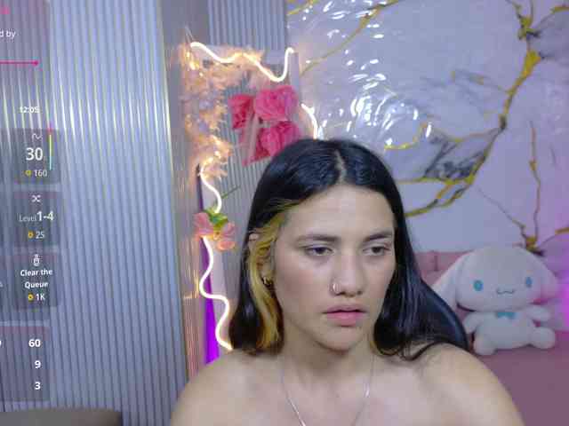 Chiara-tay