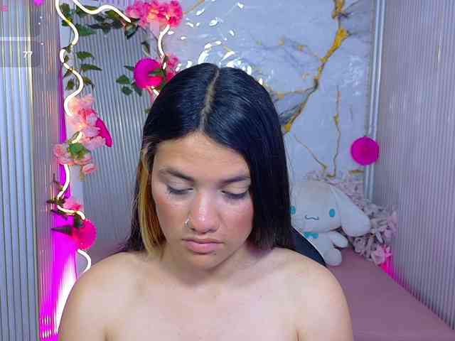 Chiara-tay webcam