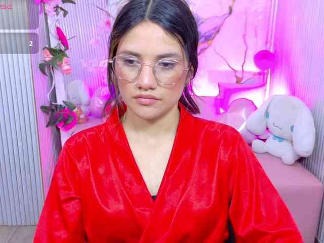 Chiara-tay