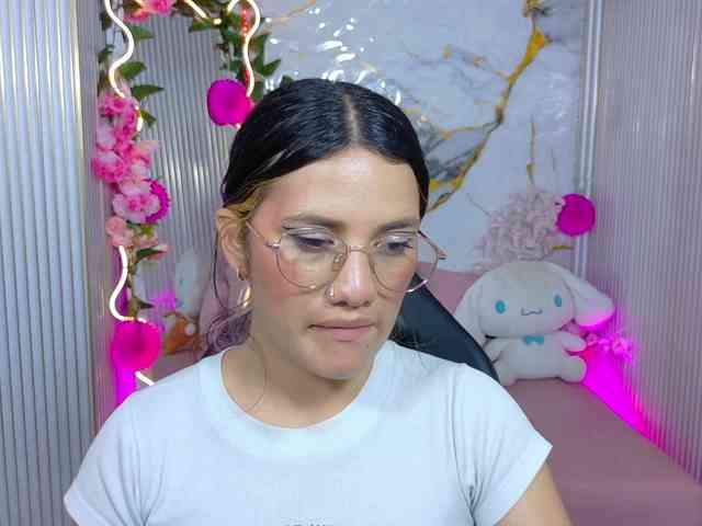 Chiara-tay webcam