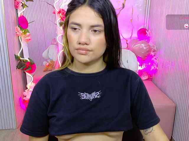 Chiara-tay webcam