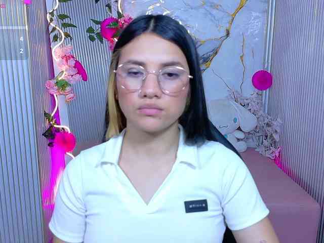 Chiara-tay webcam