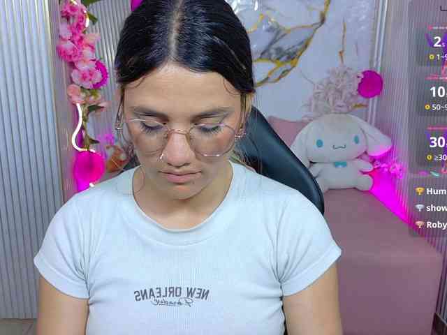 Chiara-tay webcam