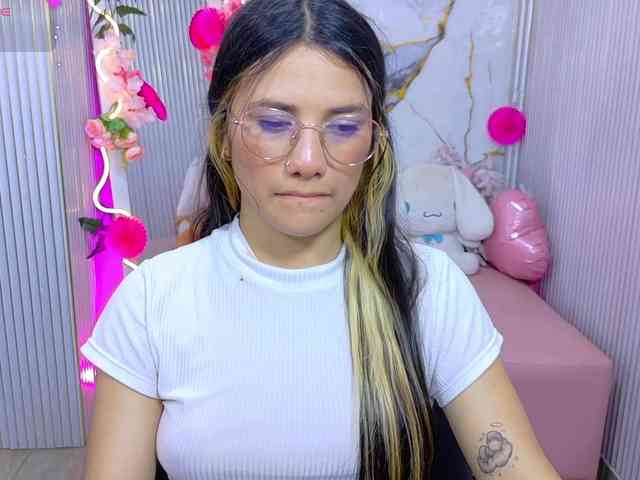 Chiara-tay webcam