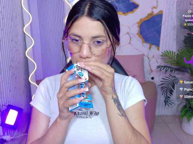 Chiara-tay webcam